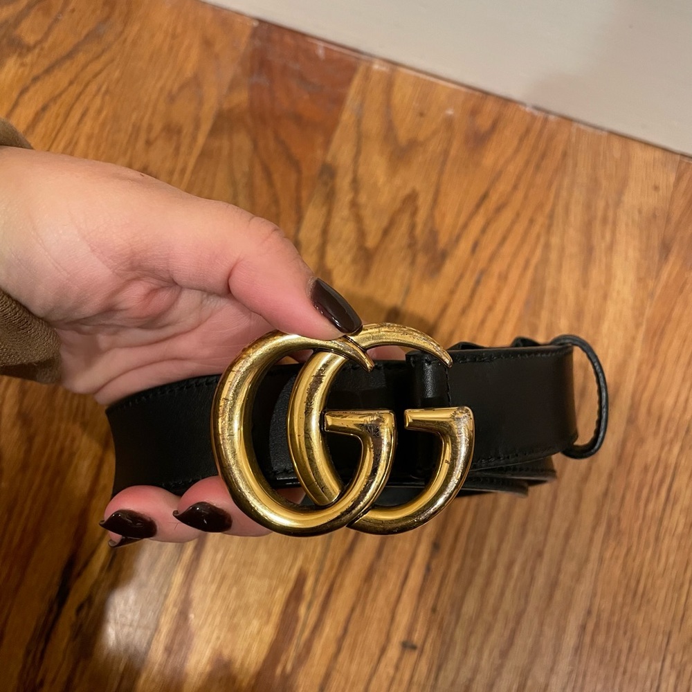 Black and gold Gucci belt authentic